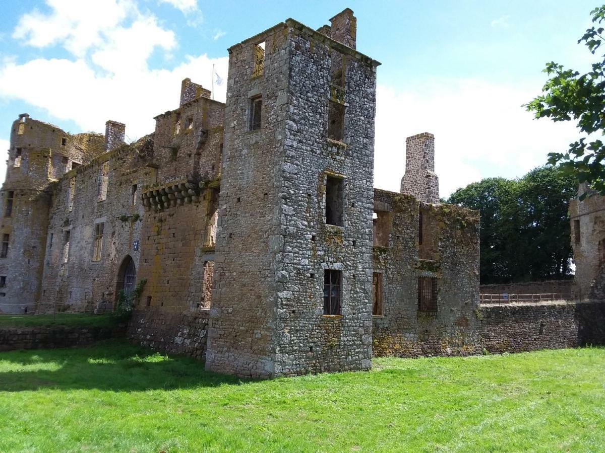 Lassay-les-Chateaux L'Orchideeヴィラ エクステリア 写真